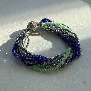 Elegant Multicolor Beaded Bracelet